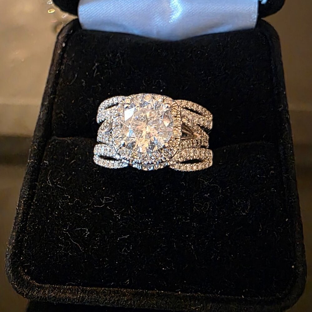 3.07 Clarity enhanced natural diamond Bridal set, 14k white gold